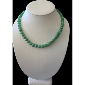 Vintage Green Jade Beaded Graduated‎ Beads Bead Choker Hook Clasp Necklace 17"